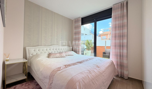Odsprzedaż - Villa - Torrevieja - aguas nuevas