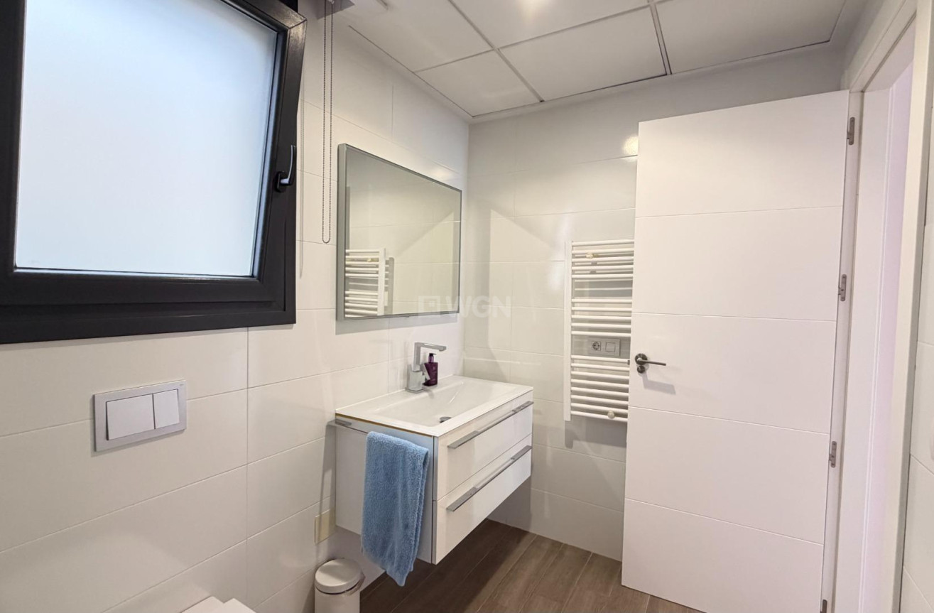Odsprzedaż - Villa - Torrevieja - aguas nuevas