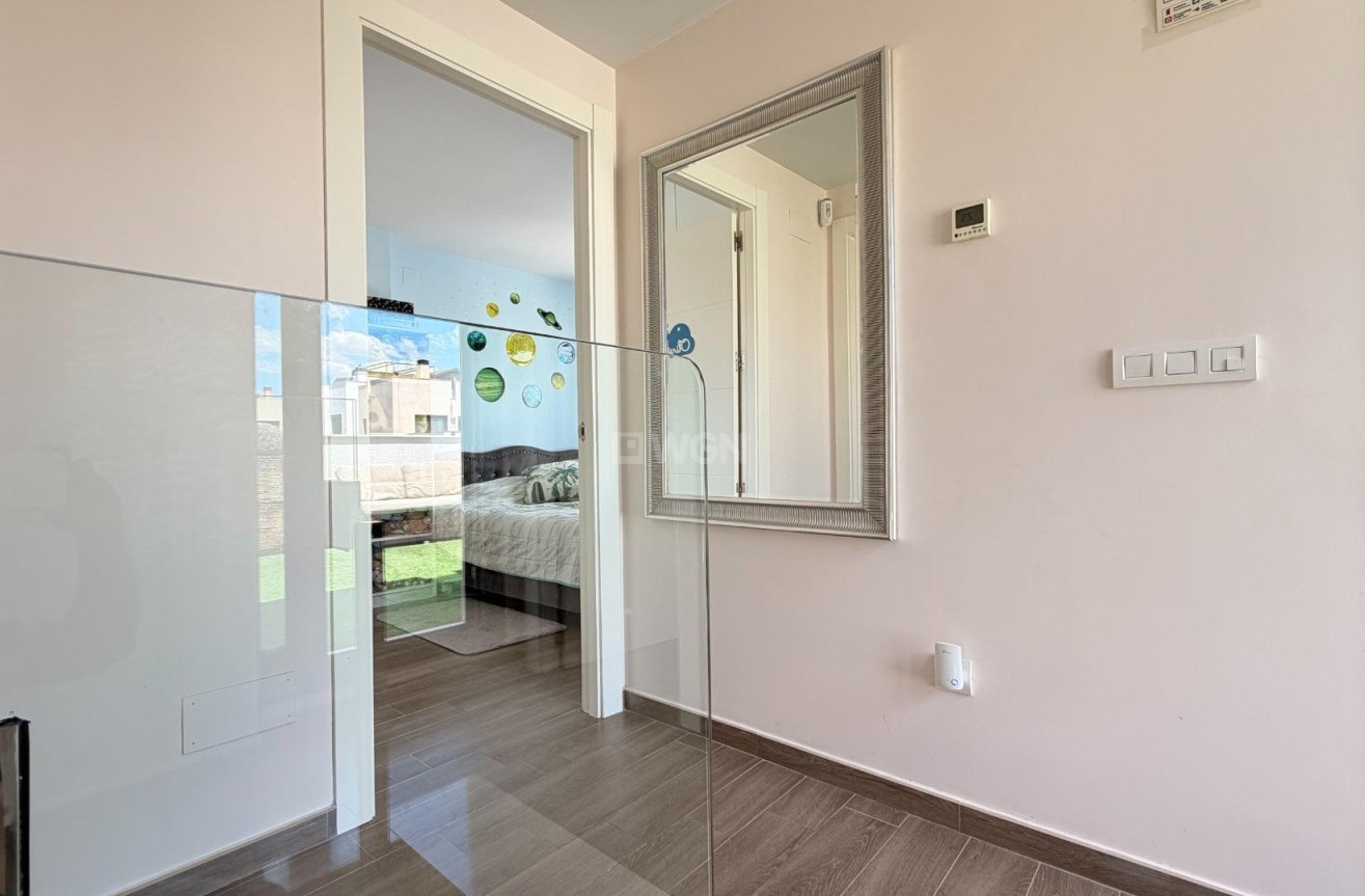 Odsprzedaż - Villa - Torrevieja - aguas nuevas
