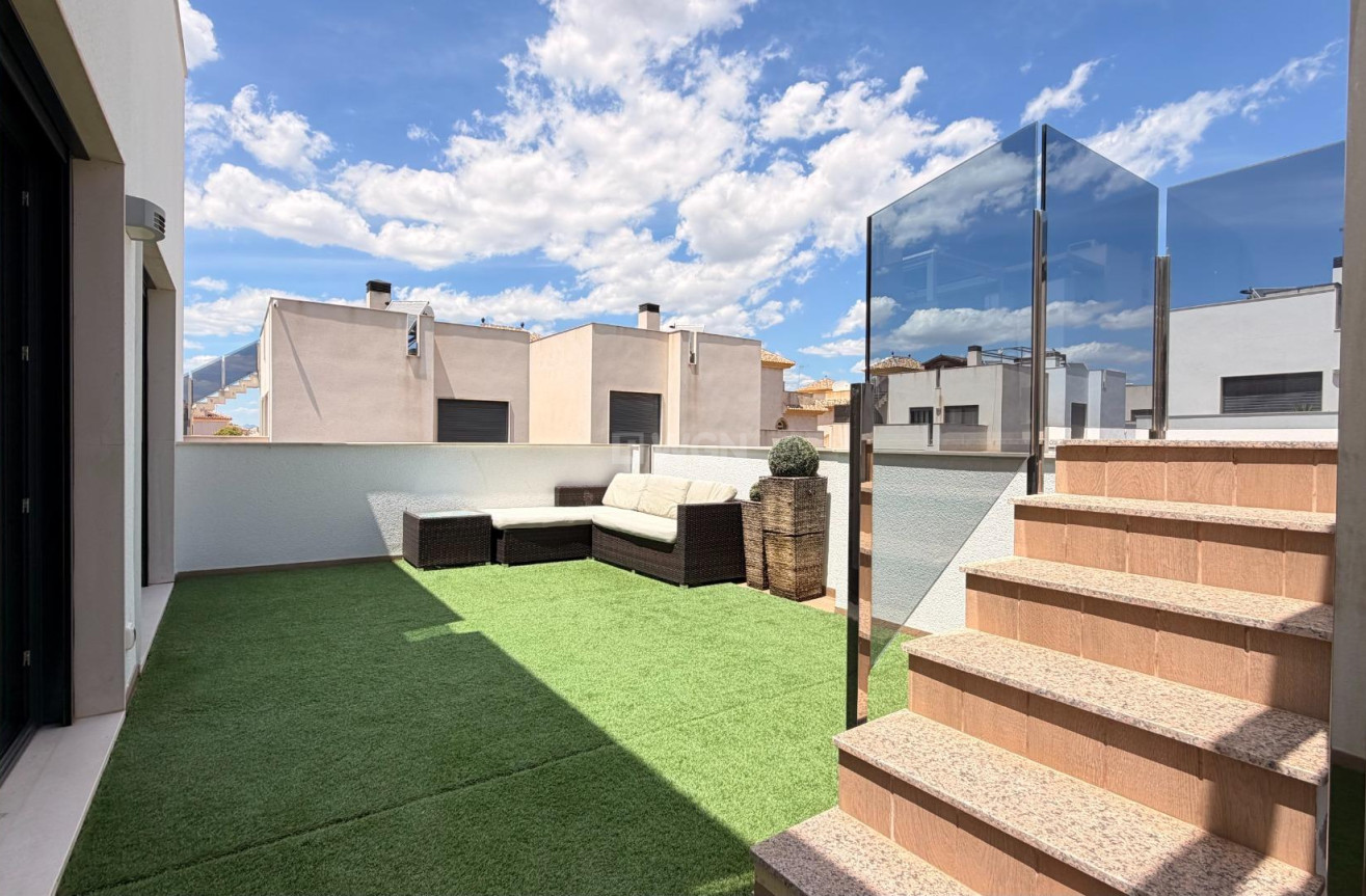 Odsprzedaż - Villa - Torrevieja - aguas nuevas