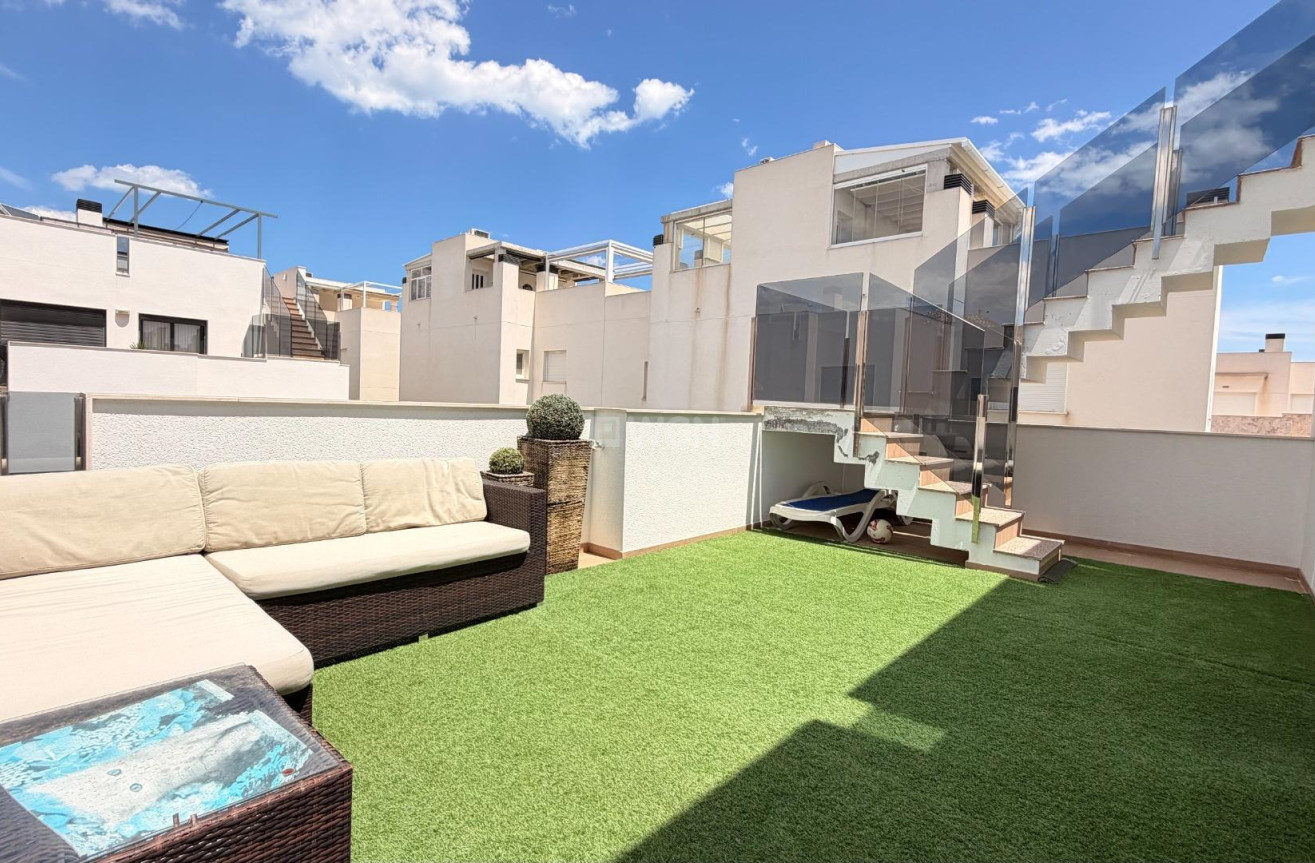 Odsprzedaż - Villa - Torrevieja - aguas nuevas