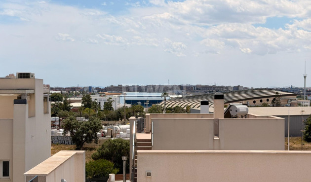 Odsprzedaż - Villa - Torrevieja - aguas nuevas