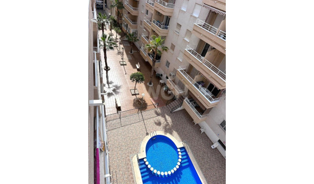 Reventa - Apartamento / piso - Torrevieja - Estacion De Autobuses