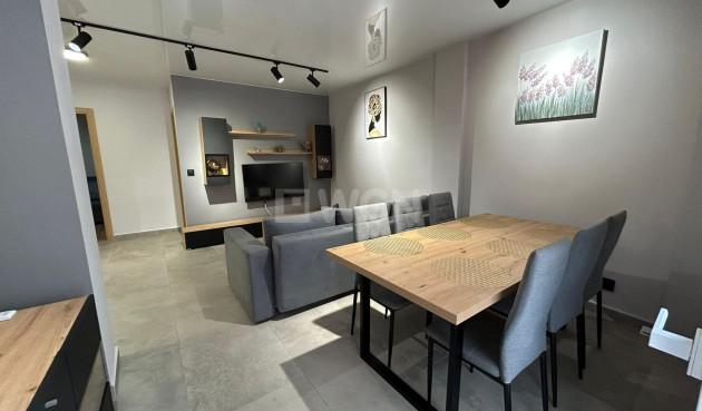 Reventa - Apartamento / piso - Torrevieja - Estacion De Autobuses