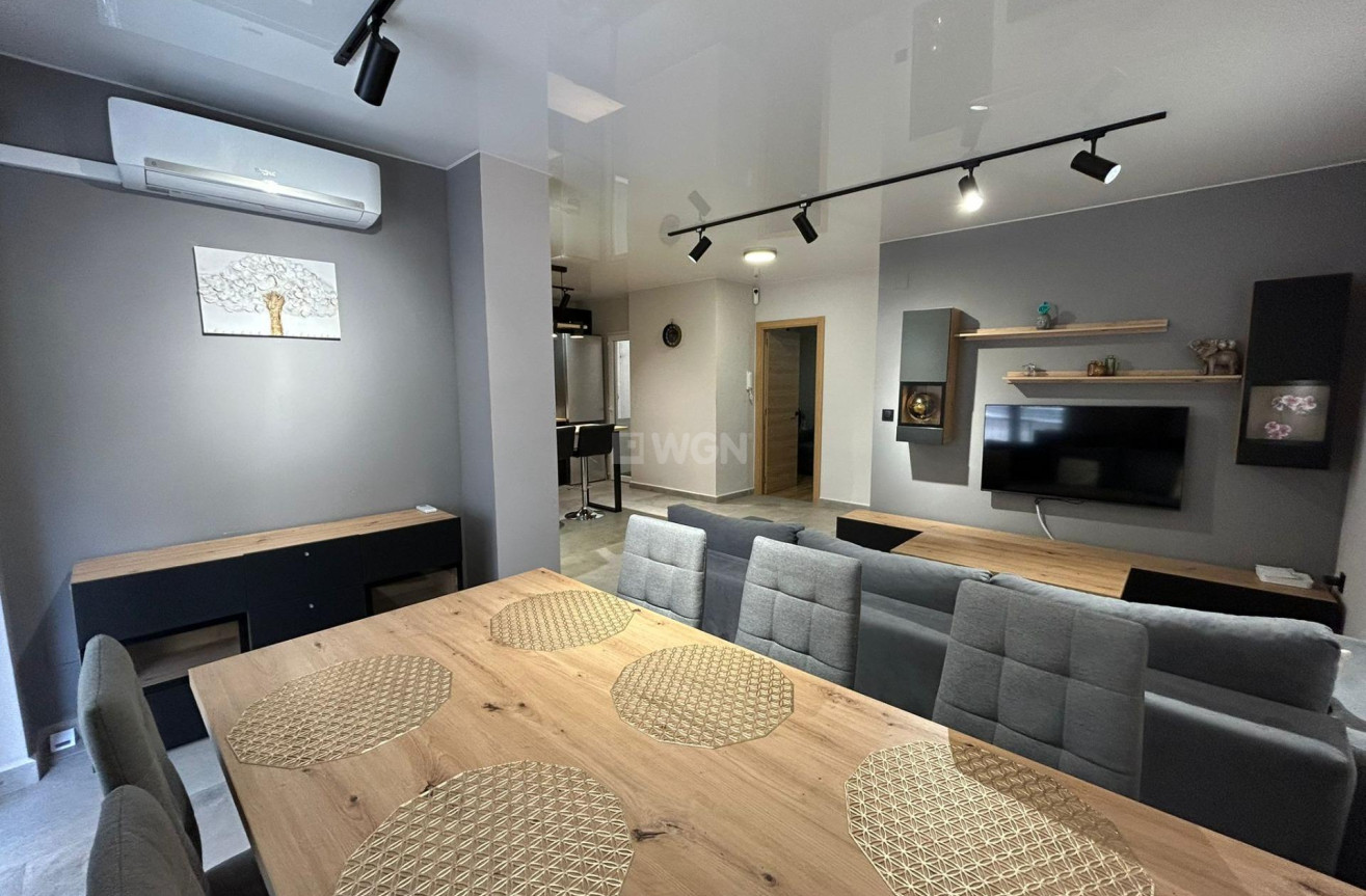 Reventa - Apartamento / piso - Torrevieja - Estacion De Autobuses