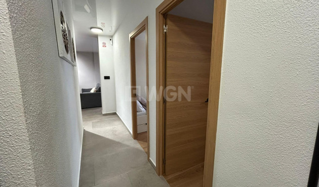 Reventa - Apartamento / piso - Torrevieja - Estacion De Autobuses