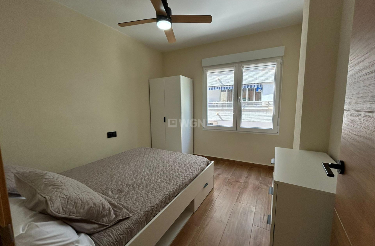 Reventa - Apartamento / piso - Torrevieja - Estacion De Autobuses