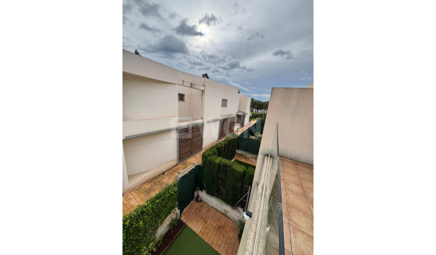 Wiederverkauf - Stadthaus - Torrevieja - Punta Prima