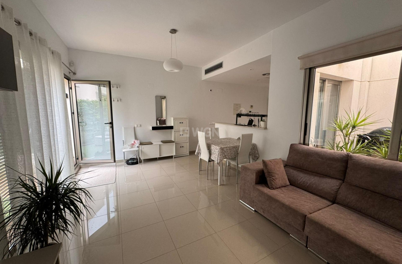 Wiederverkauf - Stadthaus - Torrevieja - Punta Prima