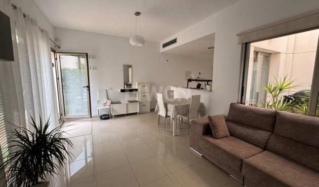 Wiederverkauf - Stadthaus - Torrevieja - Punta Prima