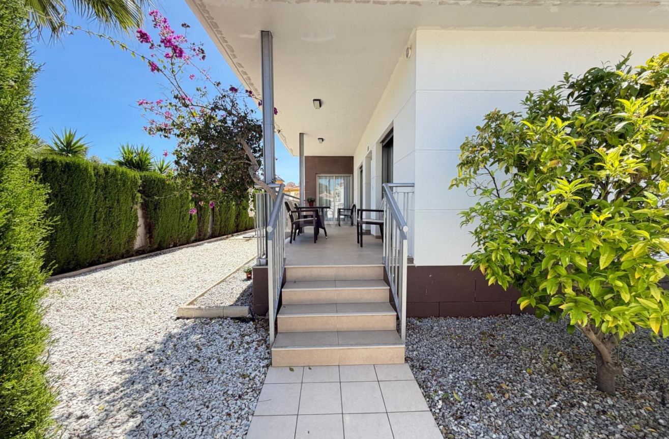 Wiederverkauf - Villa - Ciudad Quesada - Dona Pepa