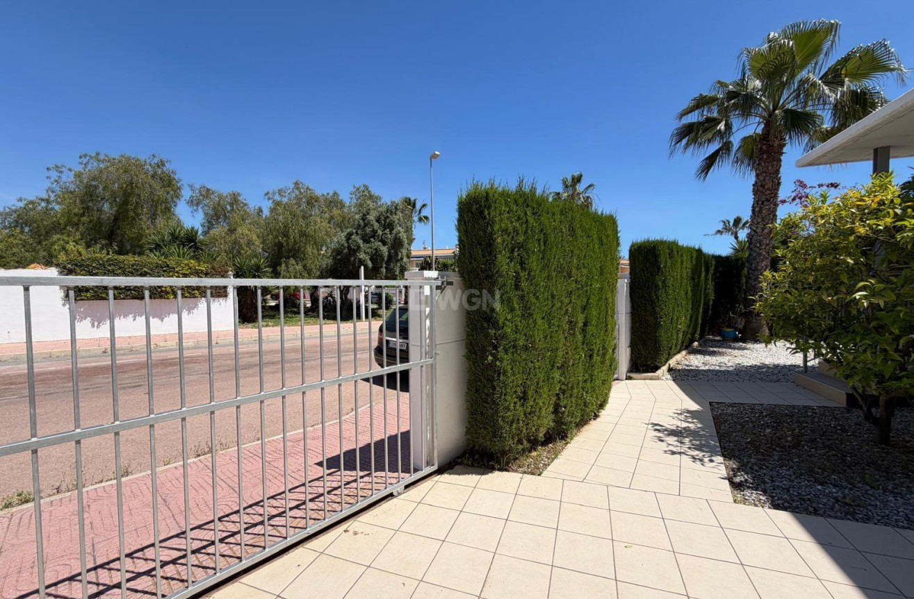 Wiederverkauf - Villa - Ciudad Quesada - Dona Pepa