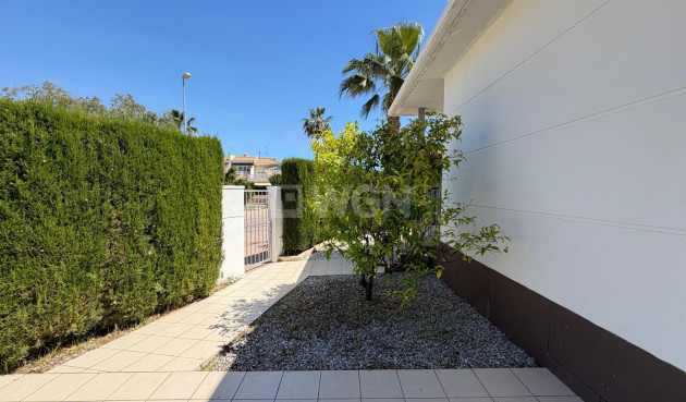 Wiederverkauf - Villa - Ciudad Quesada - Dona Pepa