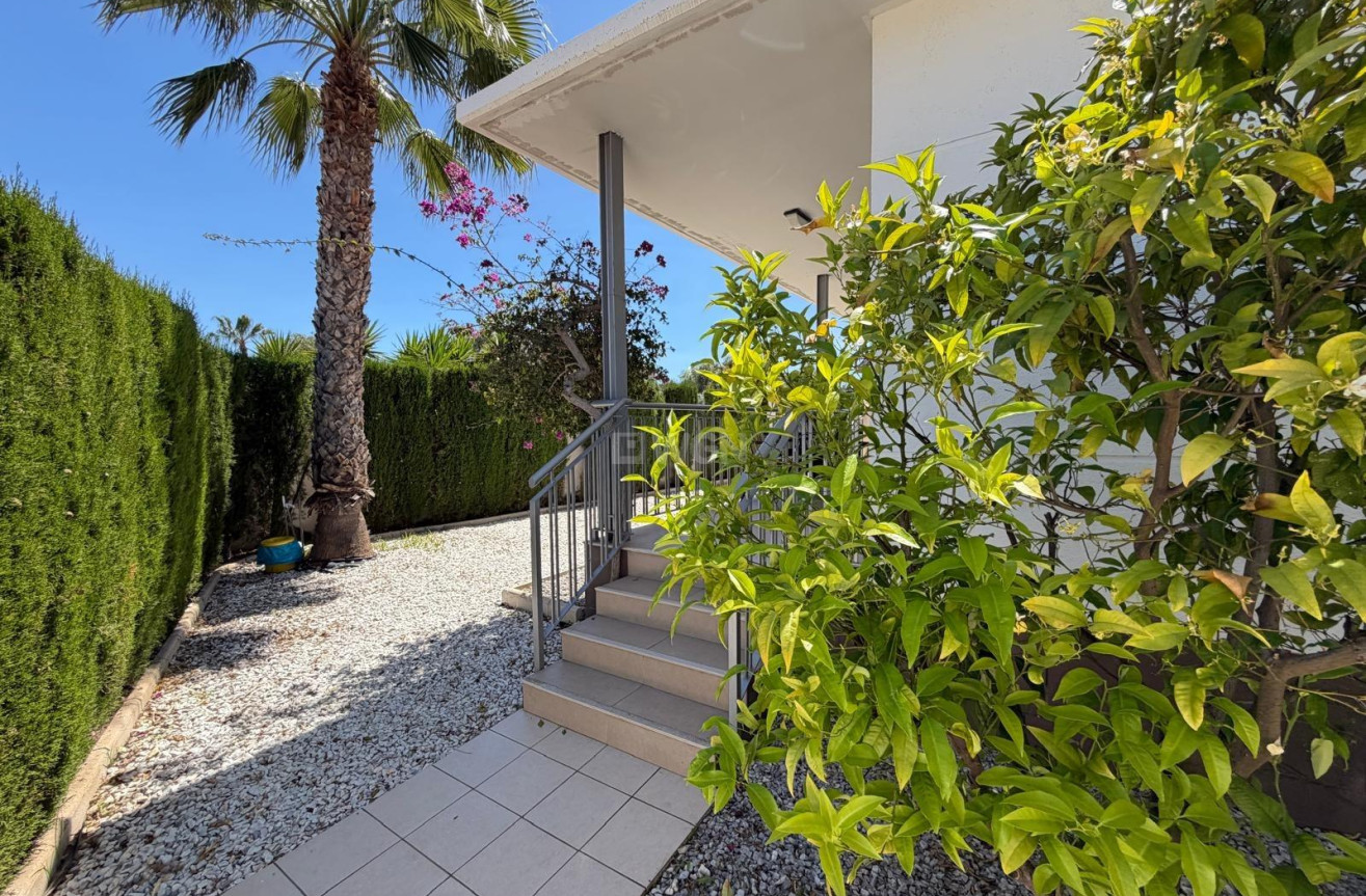 Wiederverkauf - Villa - Ciudad Quesada - Dona Pepa