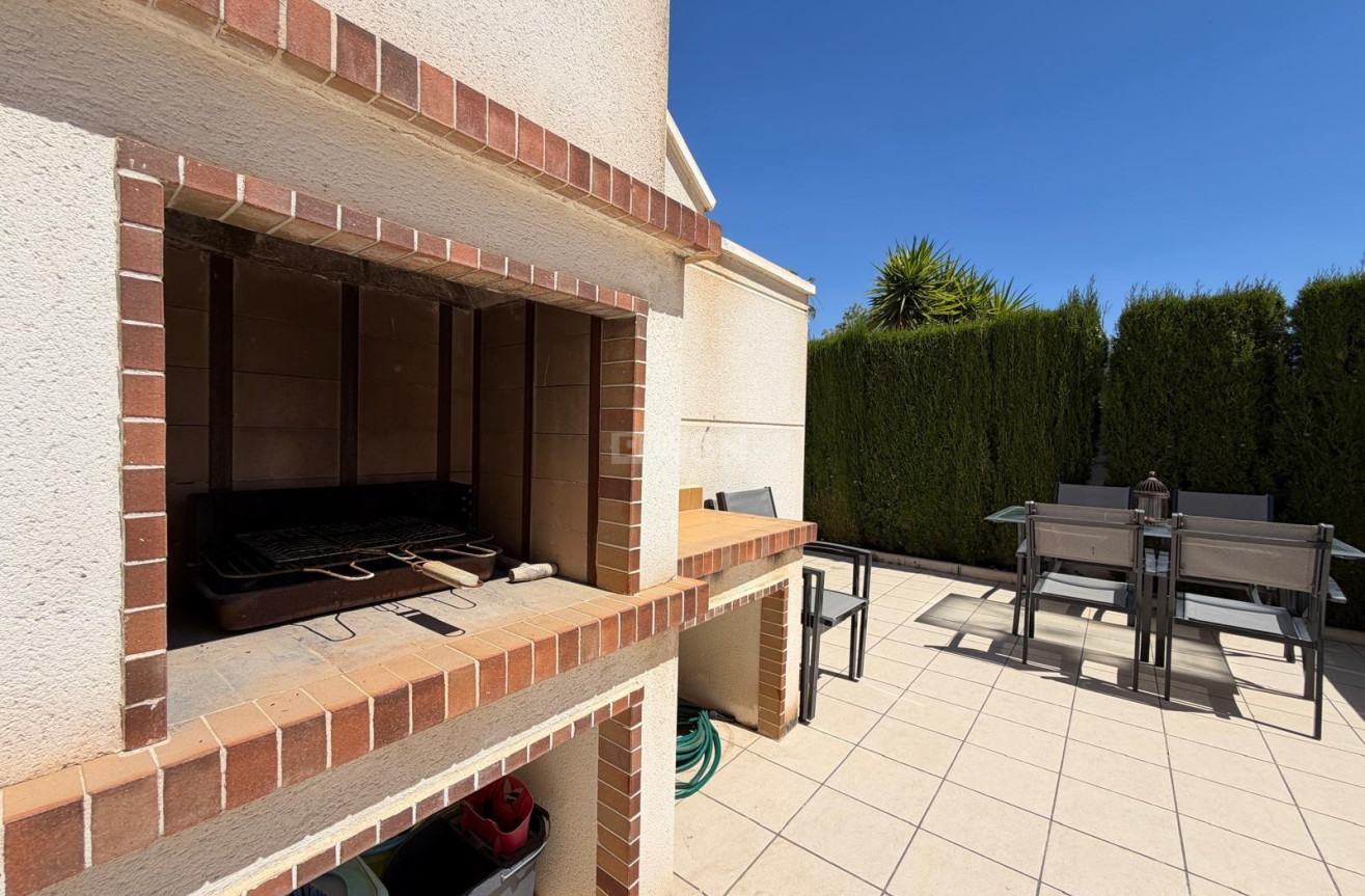 Wiederverkauf - Villa - Ciudad Quesada - Dona Pepa