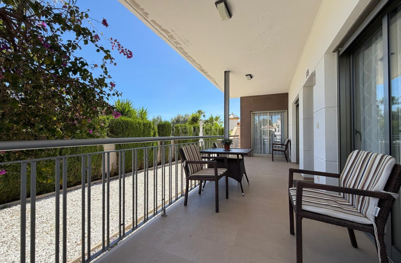 Wiederverkauf - Villa - Ciudad Quesada - Dona Pepa