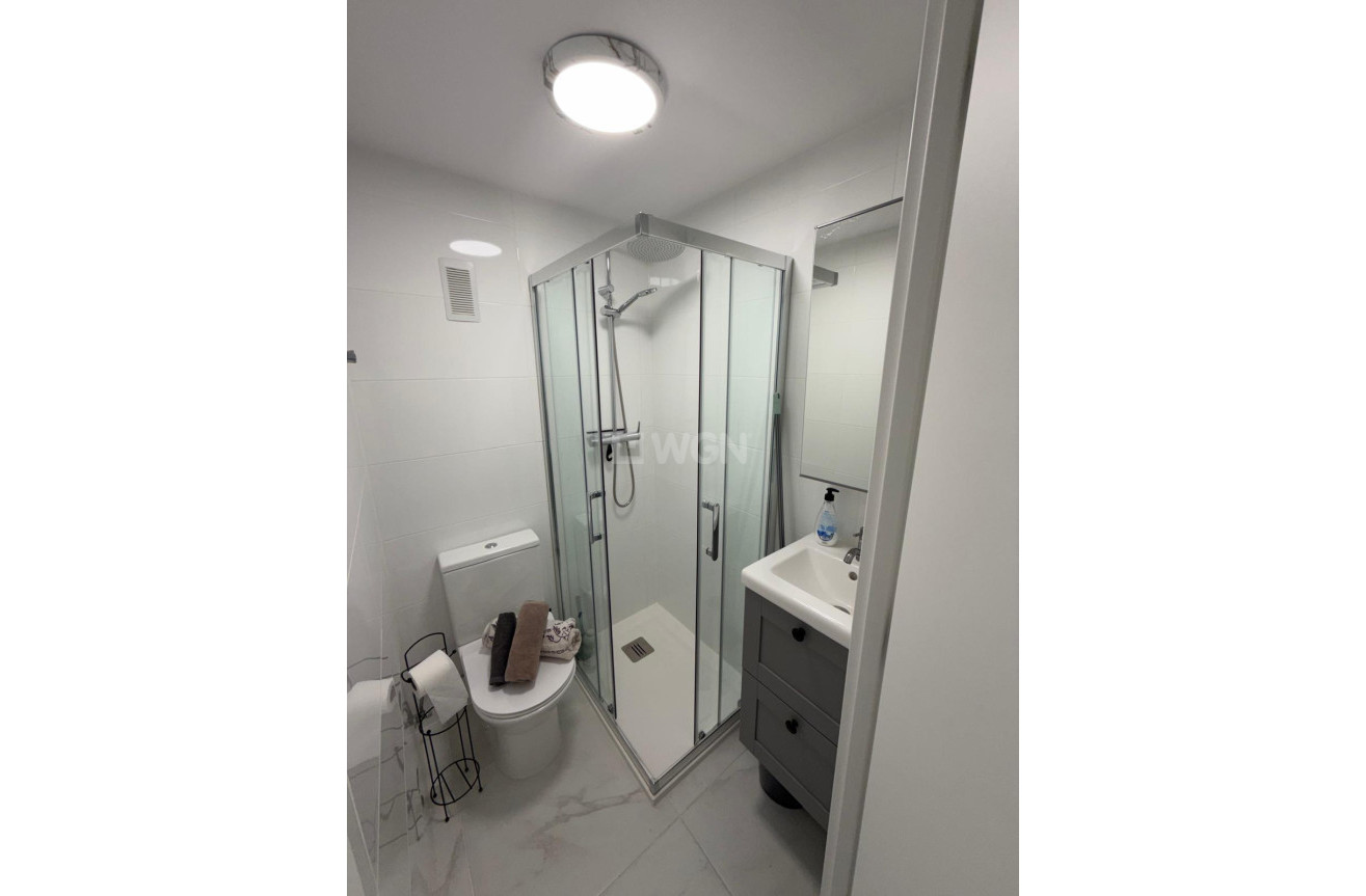 Resale - Apartment / flat - Torrevieja - Cabo Cervera