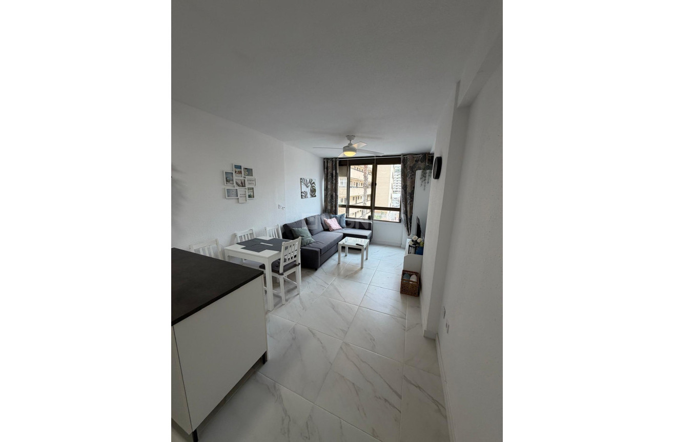 Resale - Apartment / flat - Torrevieja - Cabo Cervera