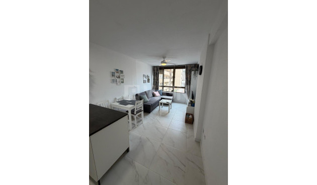Resale - Apartment / flat - Torrevieja - Cabo Cervera