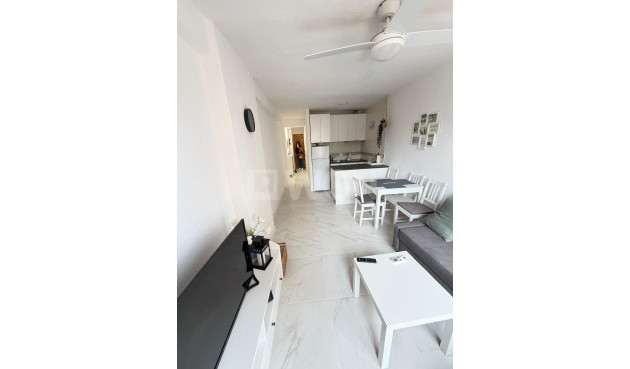 Resale - Apartment / flat - Torrevieja - Cabo Cervera