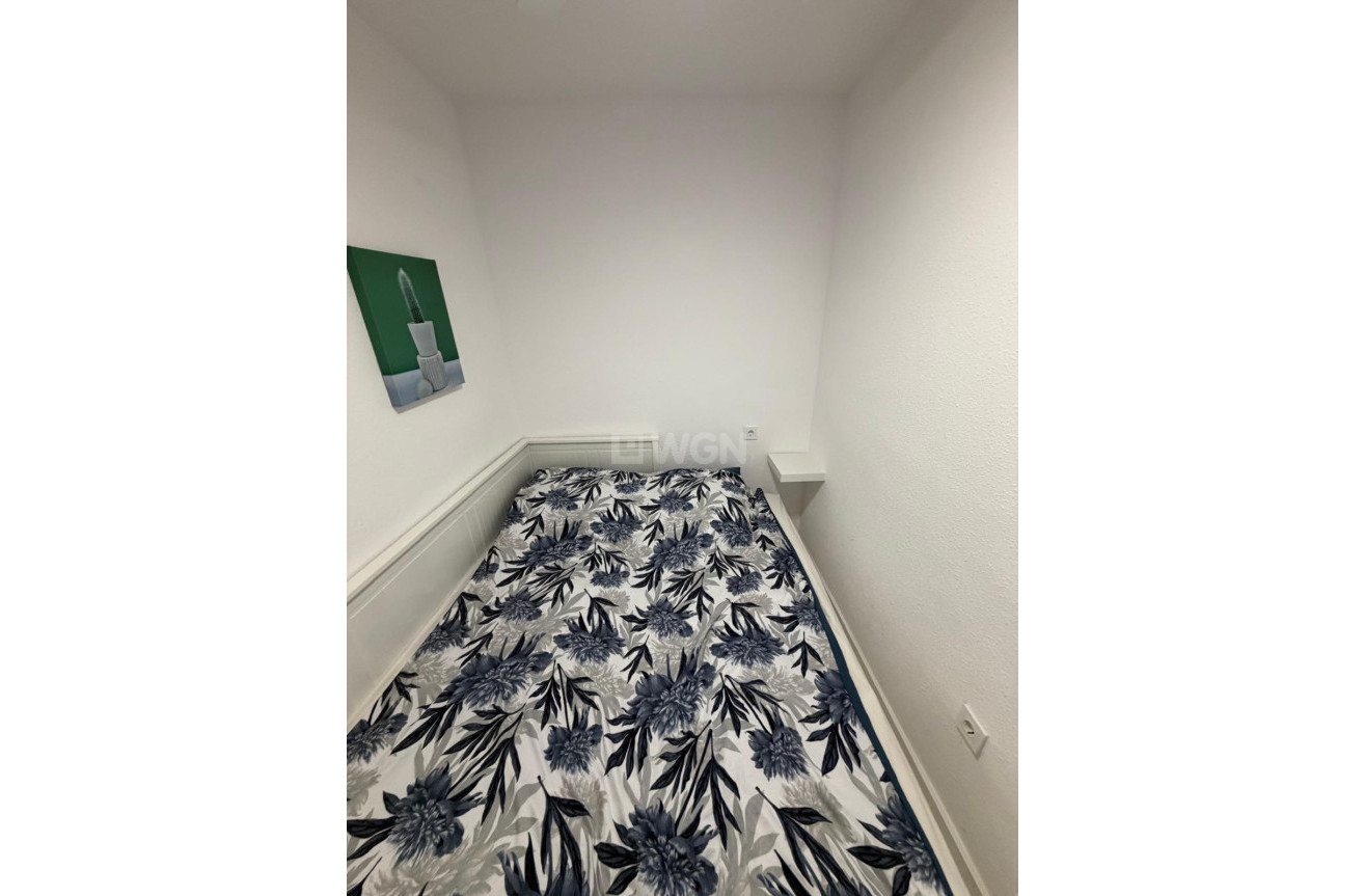 Resale - Apartment / flat - Torrevieja - Cabo Cervera