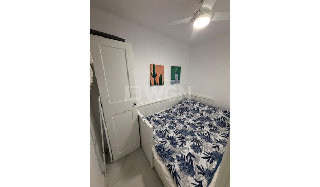 Resale - Apartment / flat - Torrevieja - Cabo Cervera