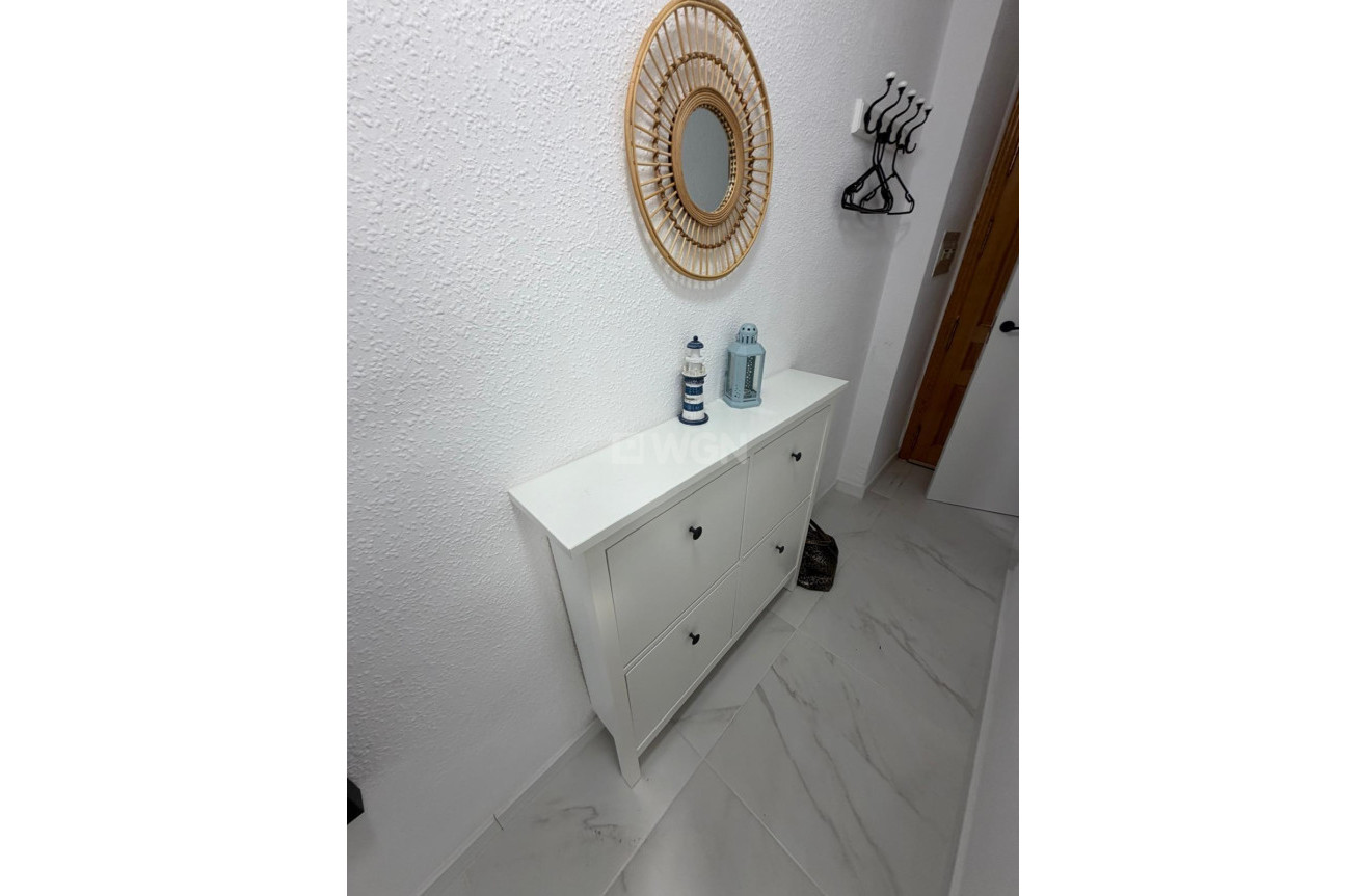 Resale - Apartment / flat - Torrevieja - Cabo Cervera