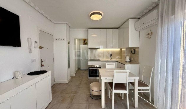 Odsprzedaż - Daszek - Torrevieja - Nueva Torrevieja