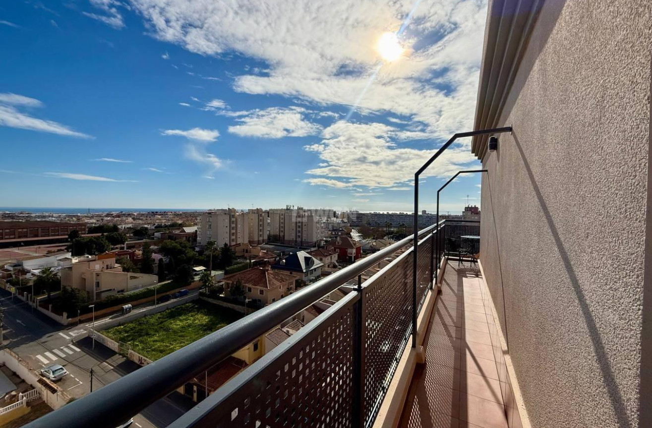 Odsprzedaż - Daszek - Torrevieja - Nueva Torrevieja