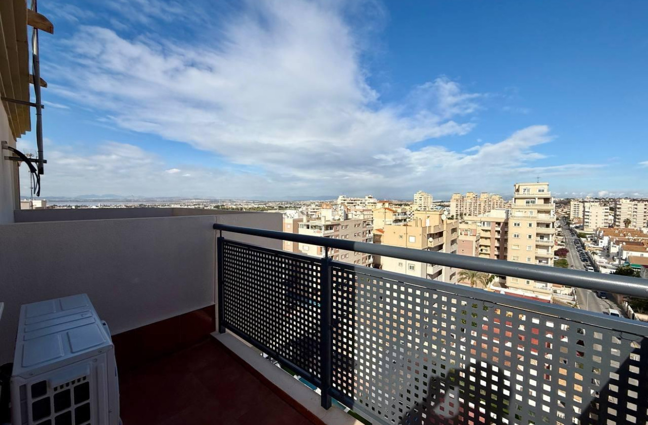 Odsprzedaż - Daszek - Torrevieja - Nueva Torrevieja
