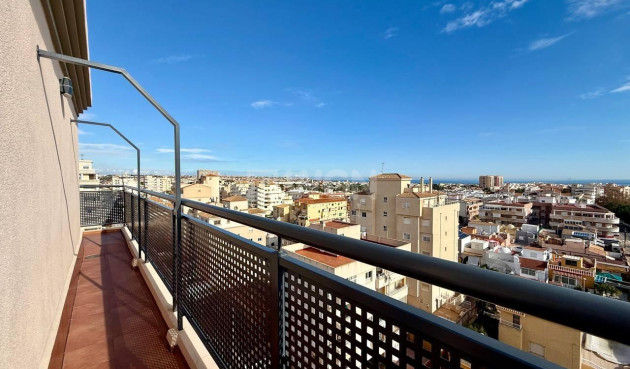 Odsprzedaż - Daszek - Torrevieja - Nueva Torrevieja