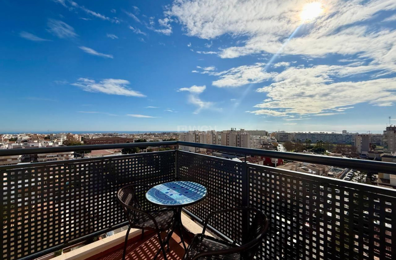 Odsprzedaż - Daszek - Torrevieja - Nueva Torrevieja