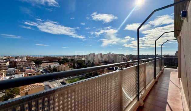 Odsprzedaż - Daszek - Torrevieja - Nueva Torrevieja