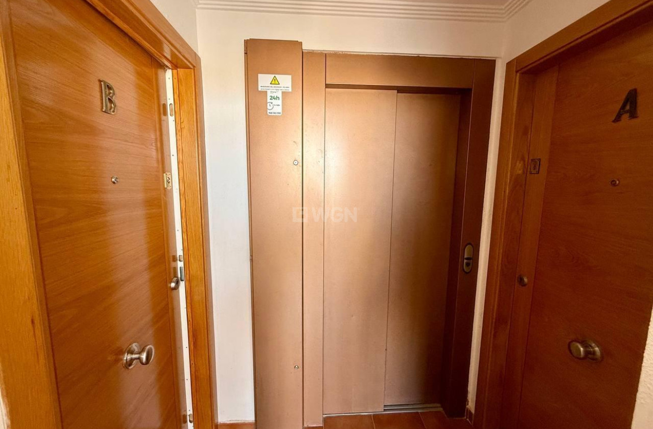 Odsprzedaż - Daszek - Torrevieja - Nueva Torrevieja