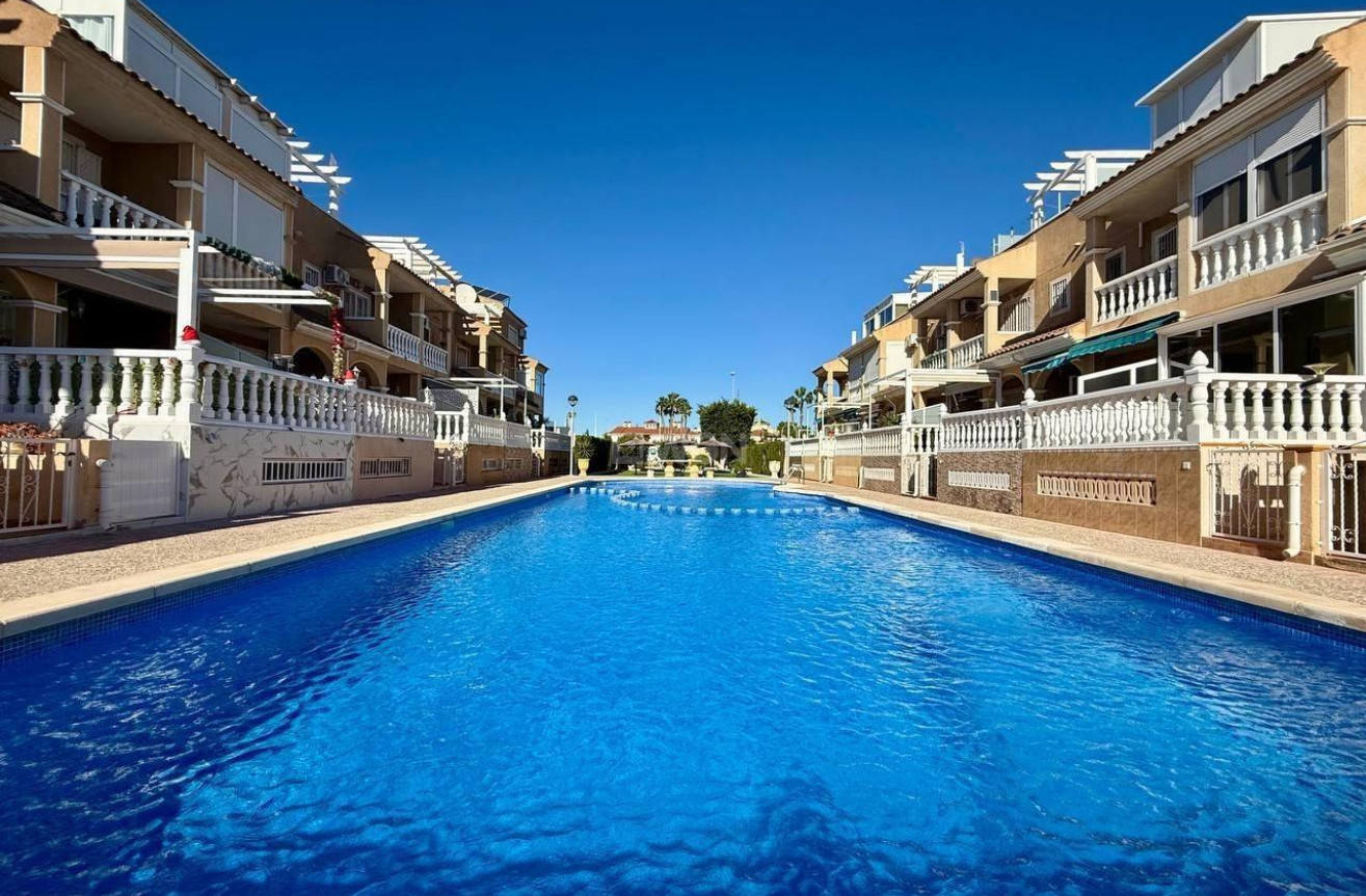 Odsprzedaż - Villa - Orihuela Costa - Playa Flamenca