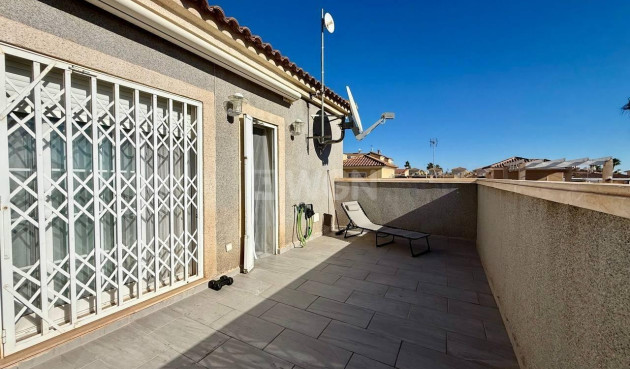 Odsprzedaż - Villa - Orihuela Costa - Playa Flamenca