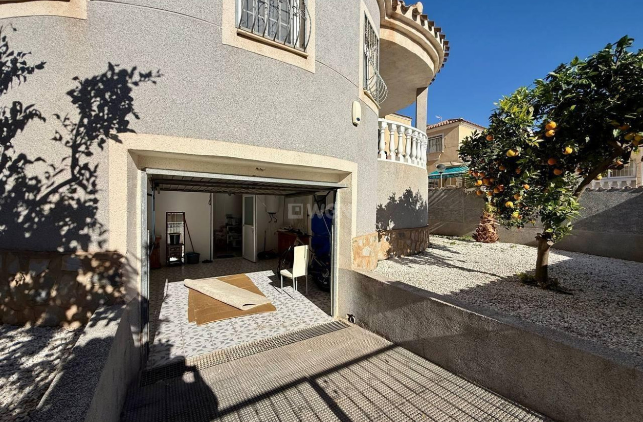Odsprzedaż - Villa - Orihuela Costa - Playa Flamenca