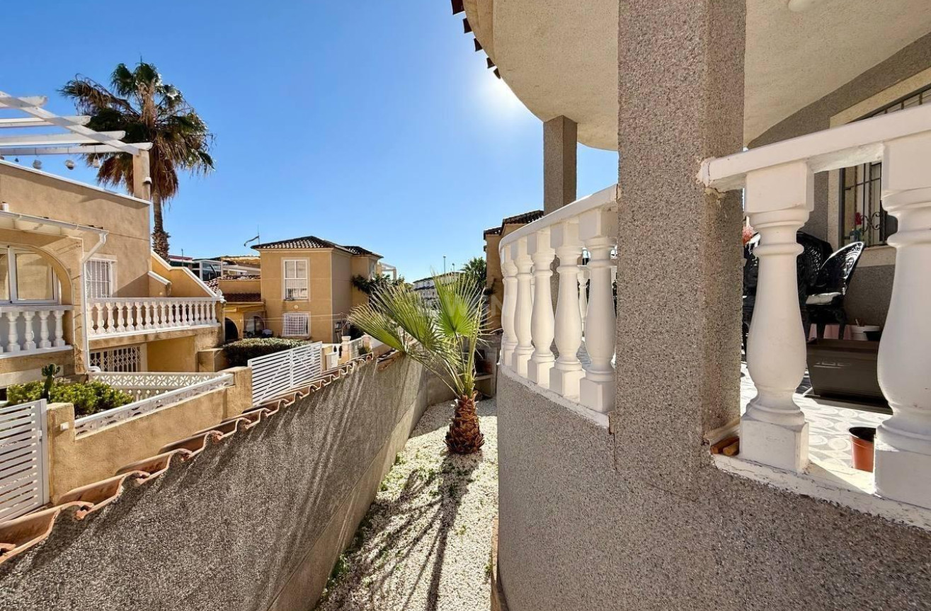Odsprzedaż - Villa - Orihuela Costa - Playa Flamenca
