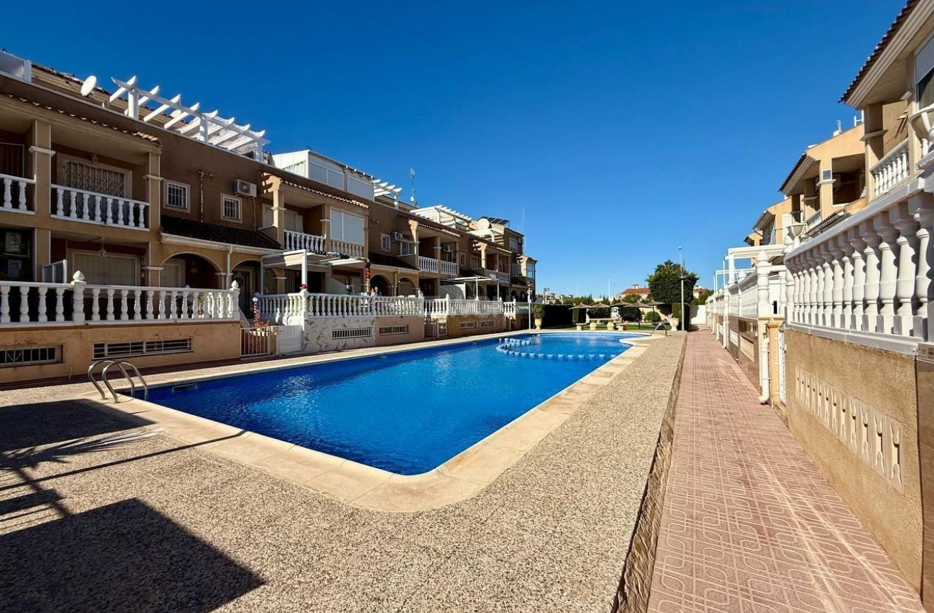 Odsprzedaż - Villa - Orihuela Costa - Playa Flamenca