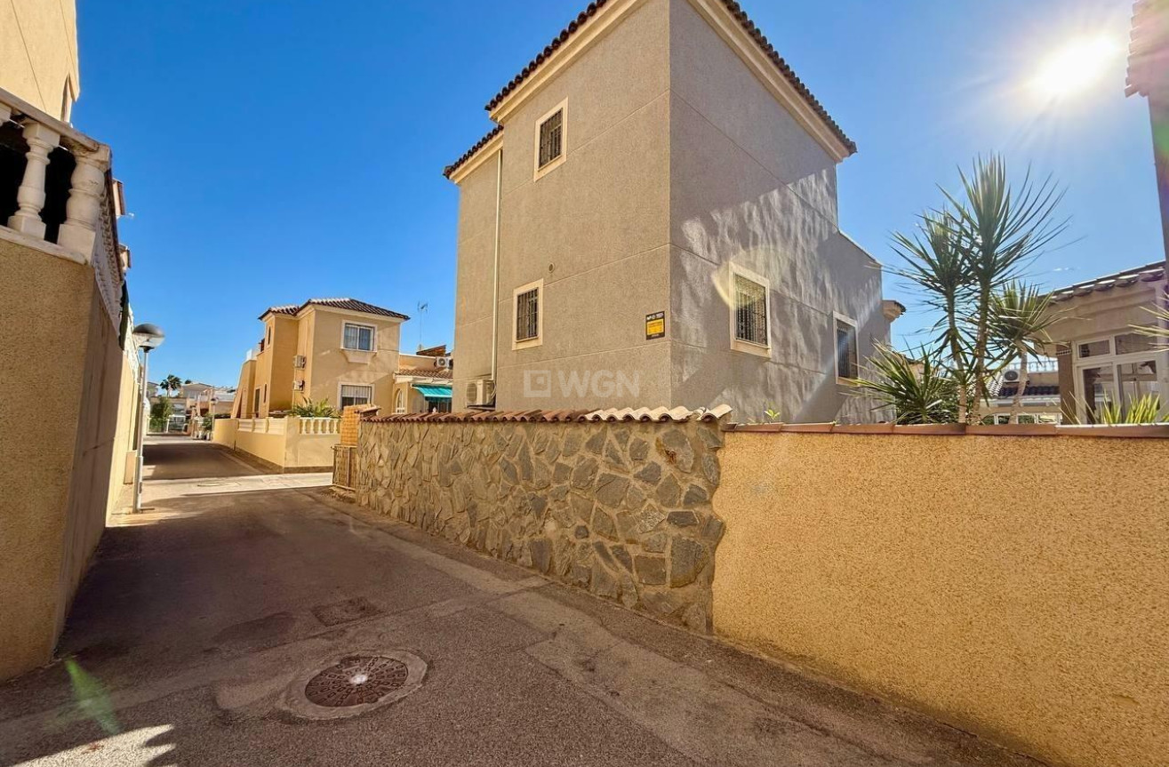 Odsprzedaż - Villa - Orihuela Costa - Playa Flamenca