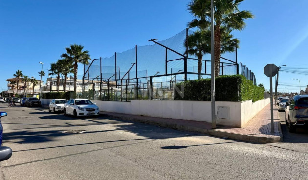 Odsprzedaż - Villa - Orihuela Costa - Playa Flamenca