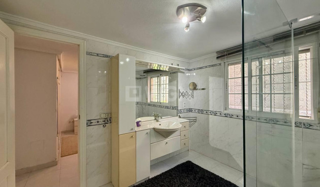 Odsprzedaż - Villa - Orihuela Costa - Playa Flamenca