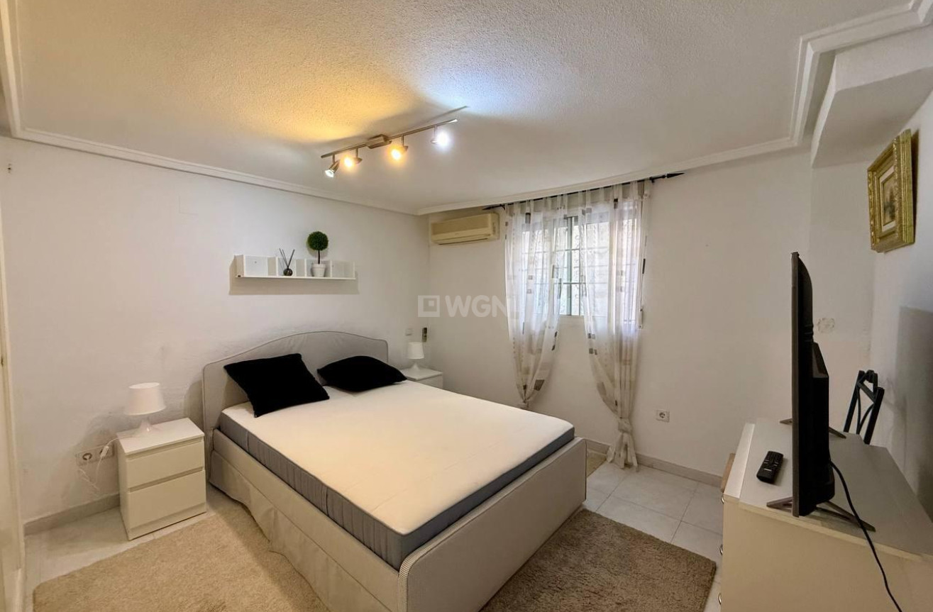 Odsprzedaż - Villa - Orihuela Costa - Playa Flamenca
