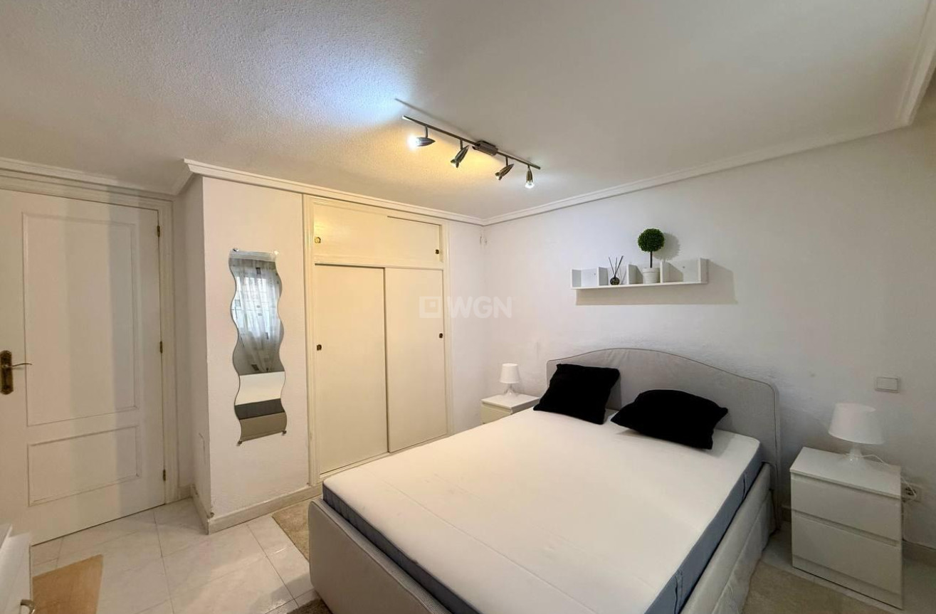 Odsprzedaż - Villa - Orihuela Costa - Playa Flamenca