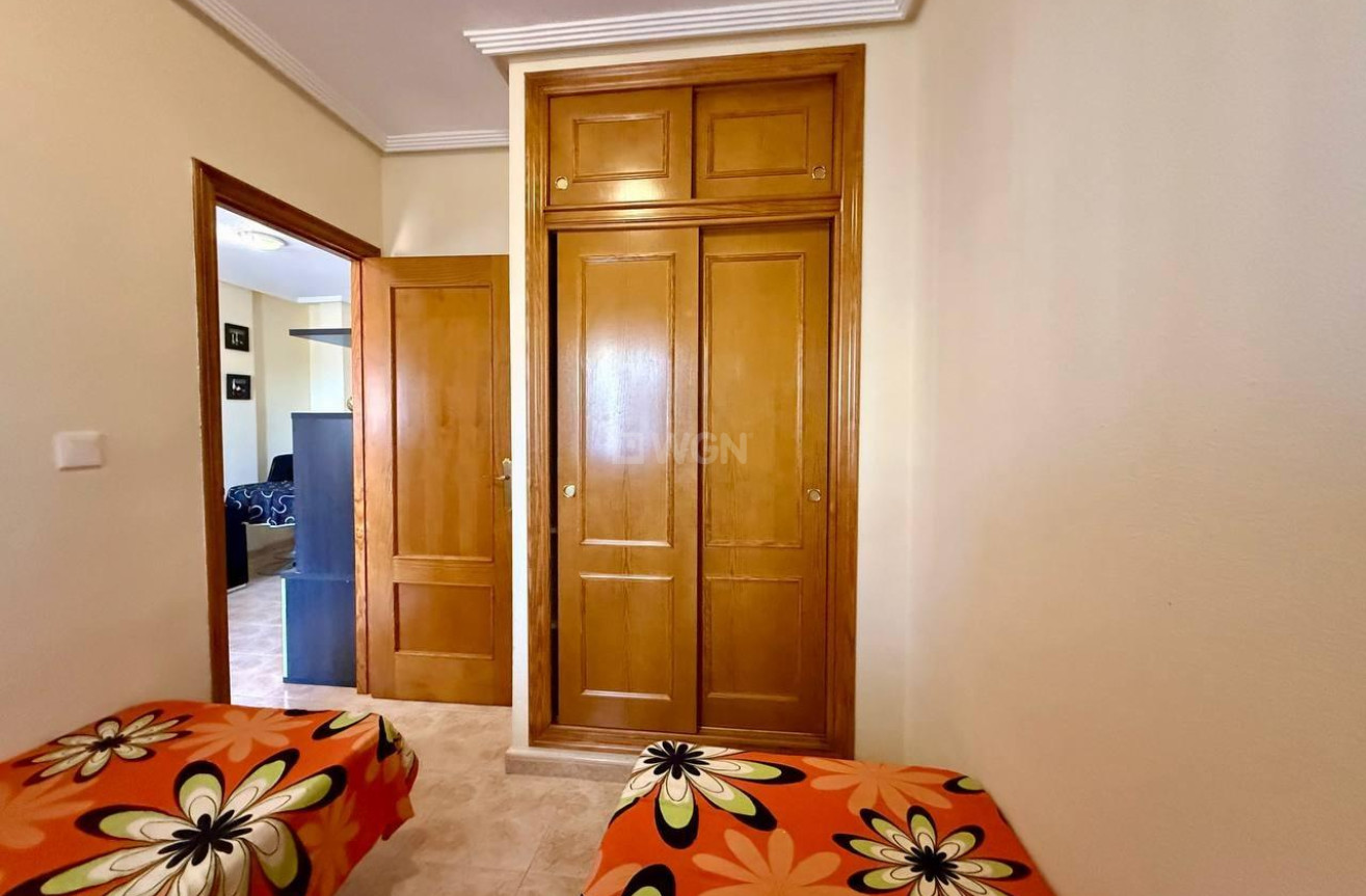 Resale - Apartment / flat - Orihuela - Los Balcones Y Los Altos