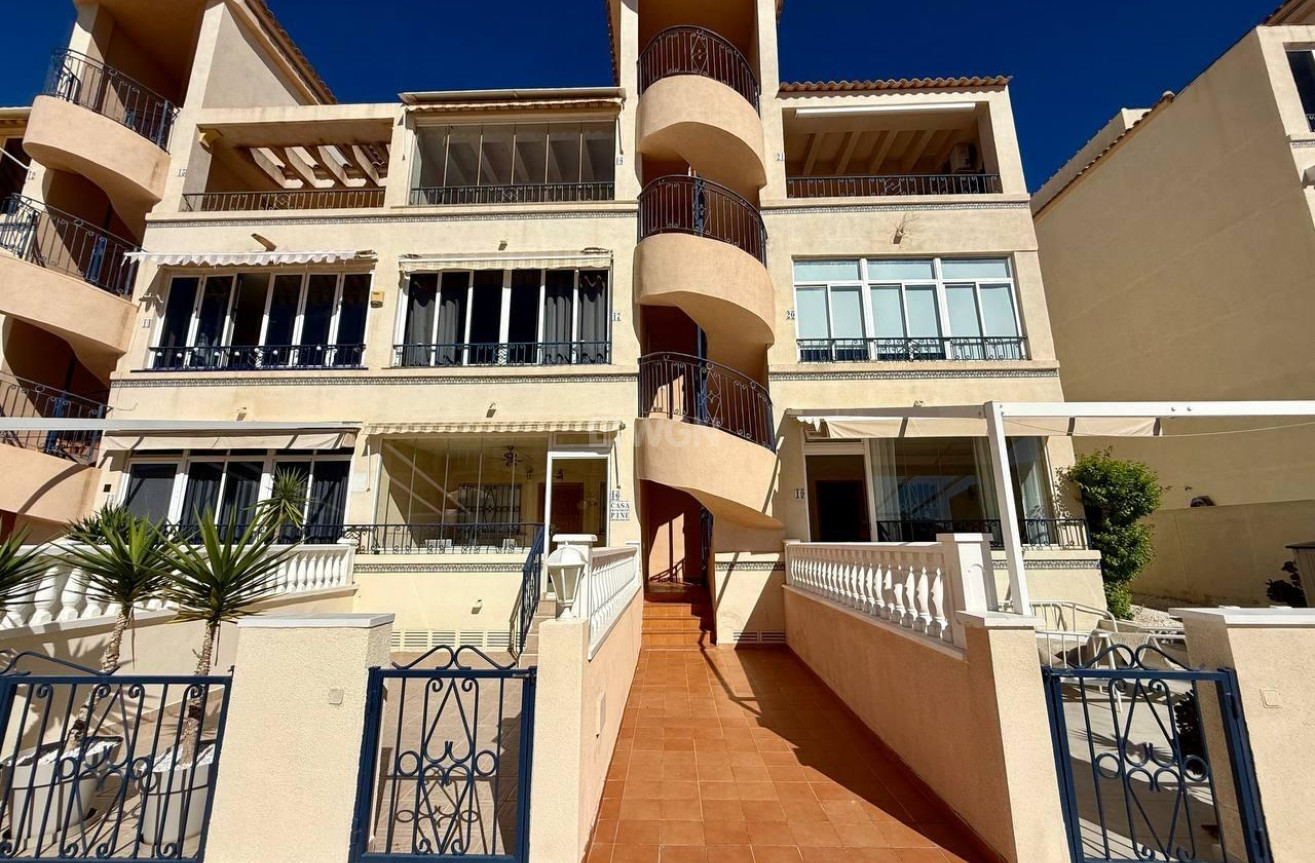 Resale - Apartment / flat - Orihuela - Los Balcones Y Los Altos