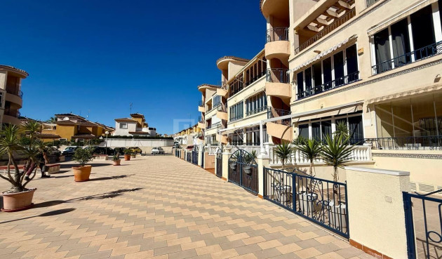 Resale - Apartment / flat - Orihuela - Los Balcones Y Los Altos