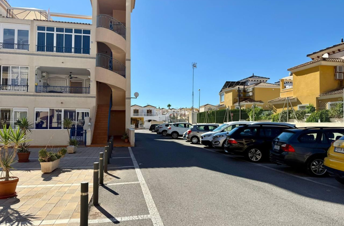 Resale - Apartment / flat - Orihuela - Los Balcones Y Los Altos