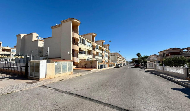 Resale - Apartment / flat - Orihuela - Los Balcones Y Los Altos