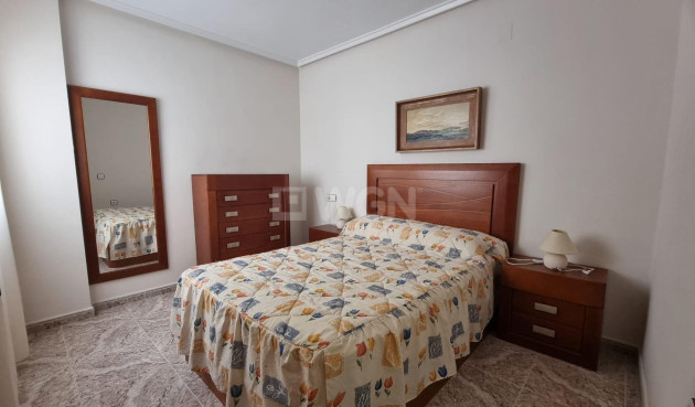 Odsprzedaż - Mieszkanie w bloku - Torrevieja - Acequion